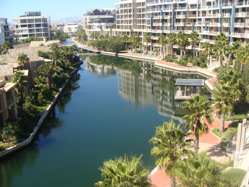 202 Kylemore A Waterfront Marina Cape Town Oda fotoğraf